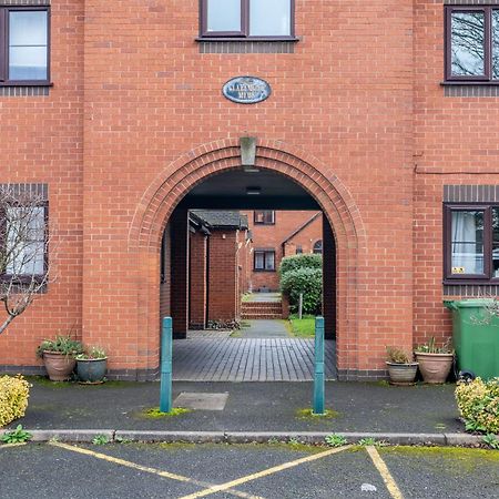 Modern Studio Flat In Wellington, Telford Уелингтън Екстериор снимка